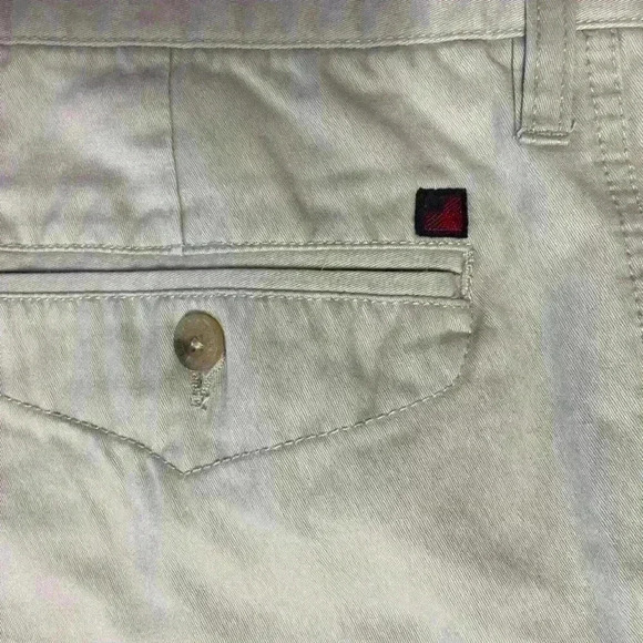 Woolrich Mens Khaki Flat Front Shorts size 36. Classic Vacation Casual - Picture 4 of 6